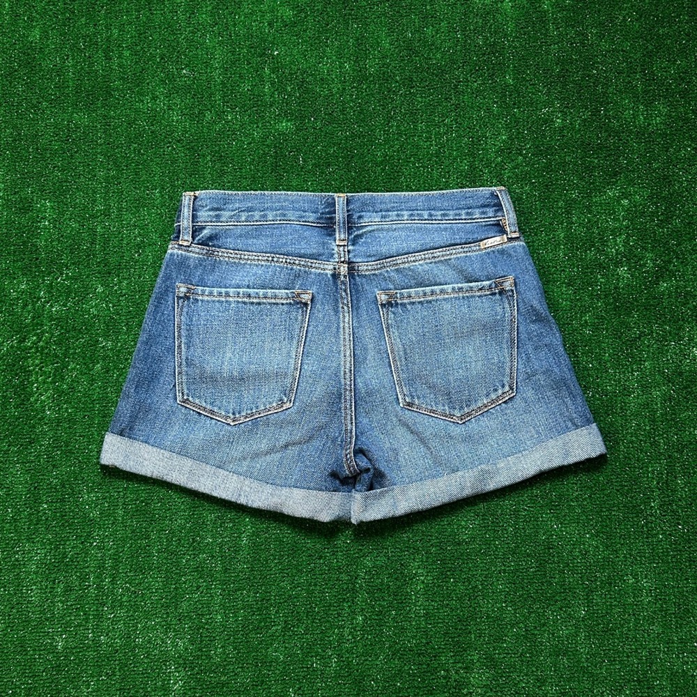 KanCan Denim Shorts High Waisted Cuffed Hem Medium Wash Blue Size 3 / 25 - Picture 2 of 9